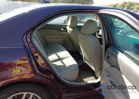 2011 Ford Fusion S z USA, uszkodzony, nr VIN 3FAHP0GA4BR226807